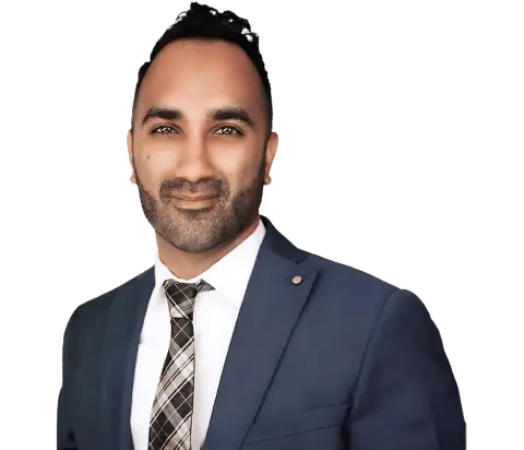 Uzair Saleem, socio de Adamson Ahdoot